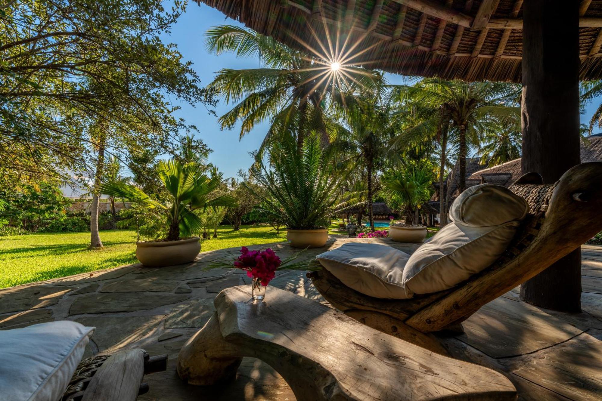 Diani Marine Divers Village Діані-Біч Екстер'єр фото