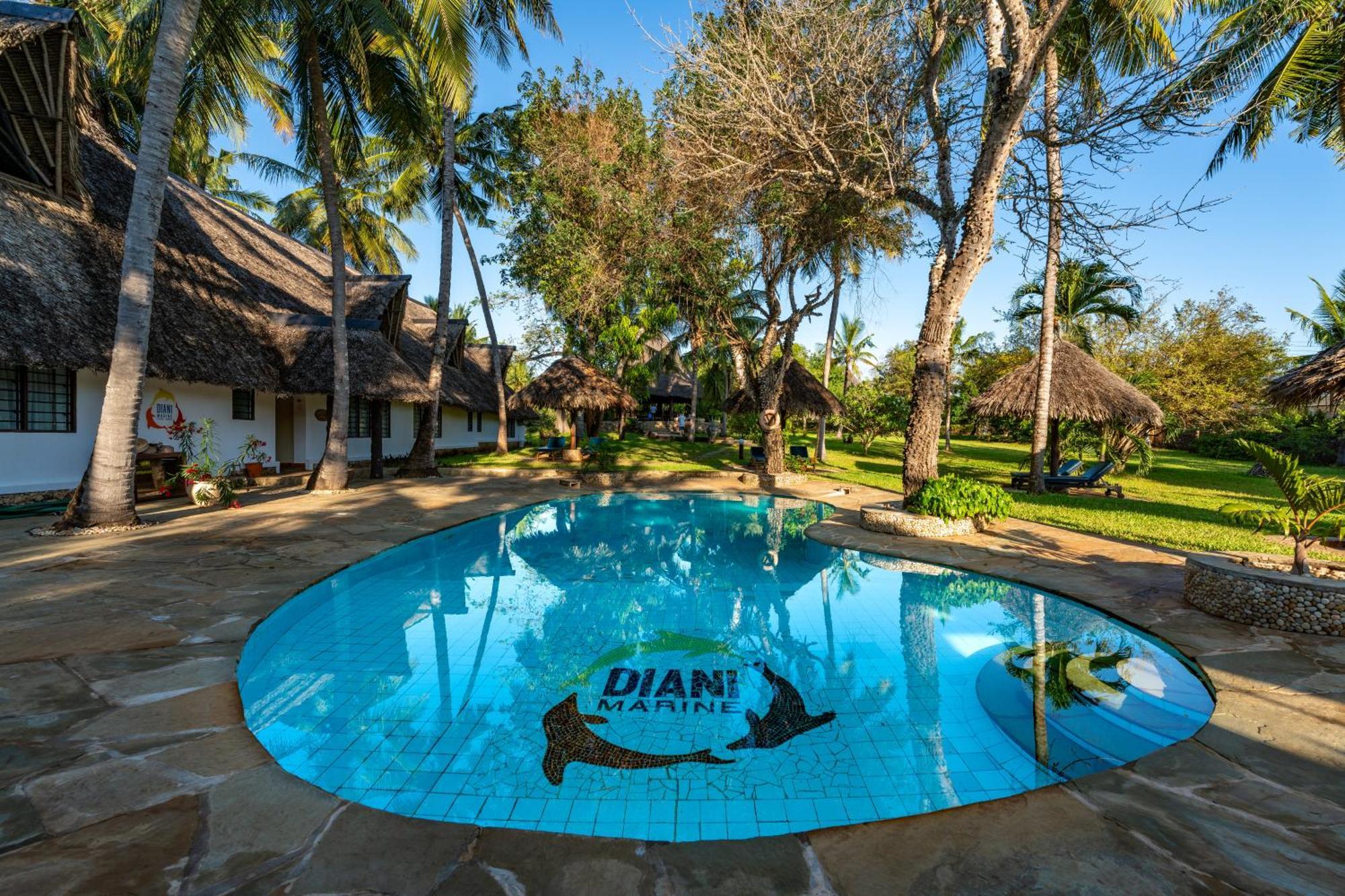 Diani Marine Divers Village Діані-Біч Екстер'єр фото