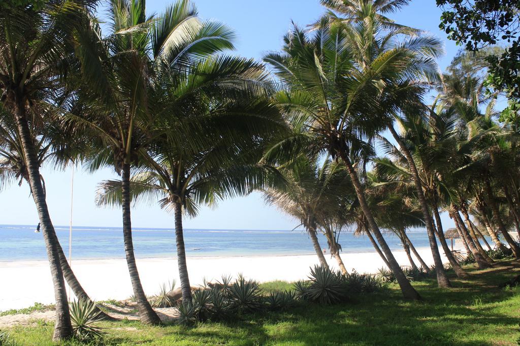 Diani Marine Divers Village Діані-Біч Екстер'єр фото